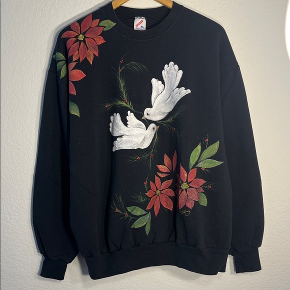 Jerzees Other - Jerzees‎ Black Sweatshirt with Festive Design